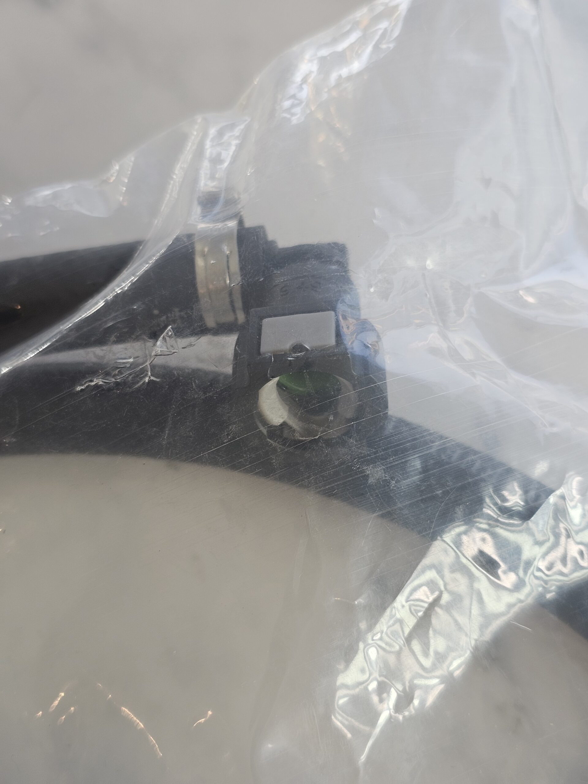 649/51866 Manguera de combustible – Filtro/Motor JCB - Imagen 2