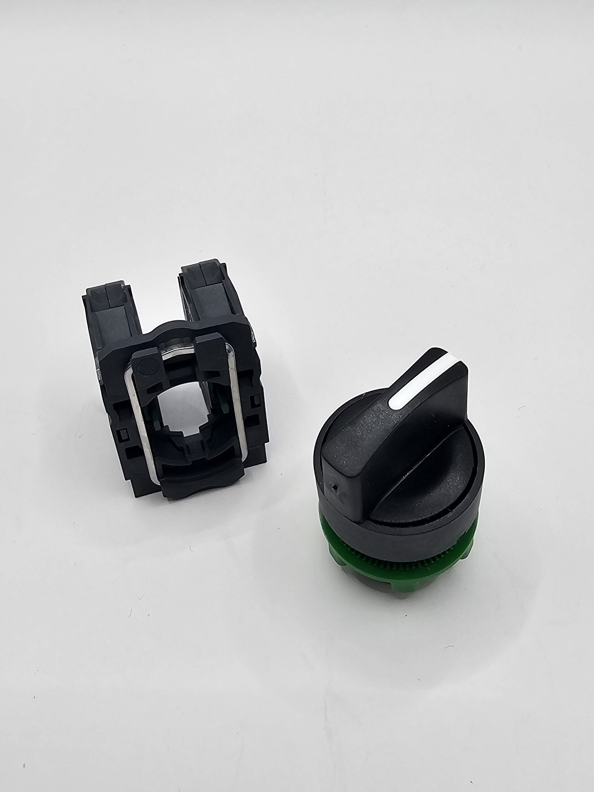 SELECTOR 3 POSIC. 2 NA Schneider Electric XB5AD33 - Imagen 3